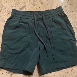 Lululemon Men’s Bowline Short 5-inch